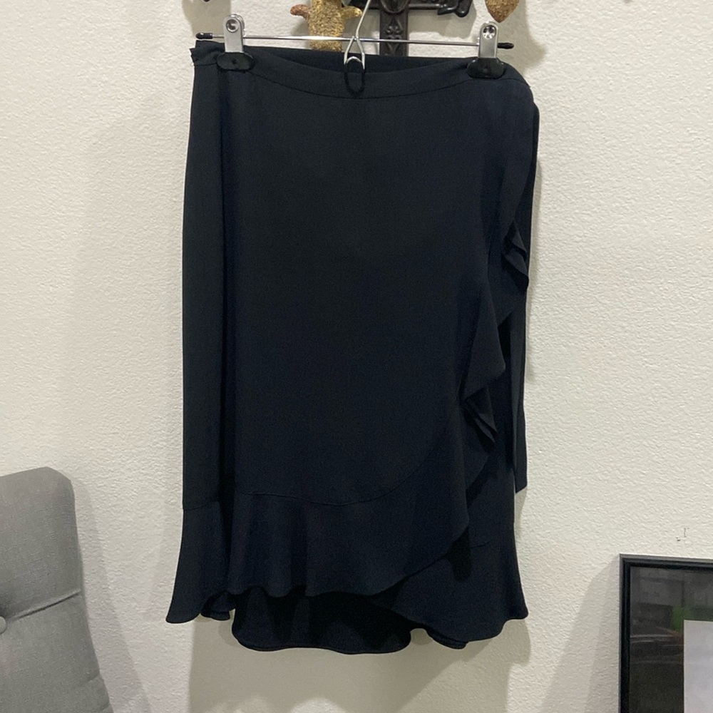 Banana republic ruffle tie skirt